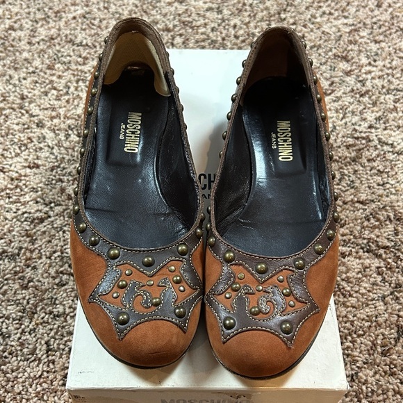 Moschino Ballet Studded Scarpa Flat 37 Rust & Dark Brown EUC - Picture 1 of 5